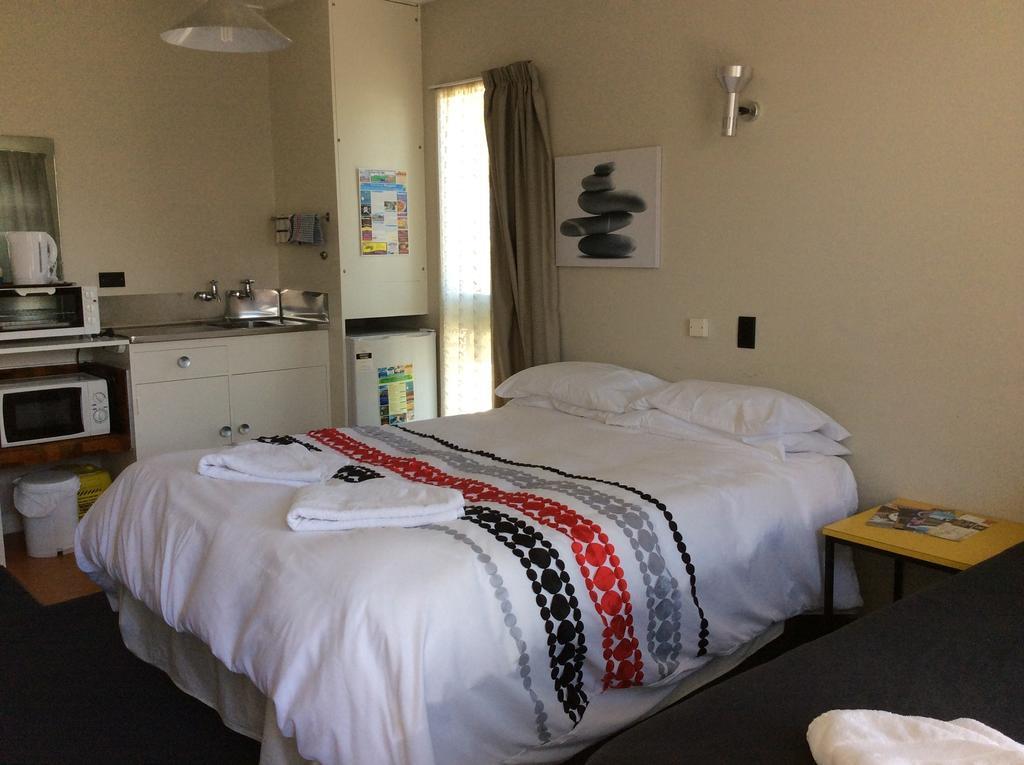 Acacia Park Motel Whanganui Oda fotoğraf